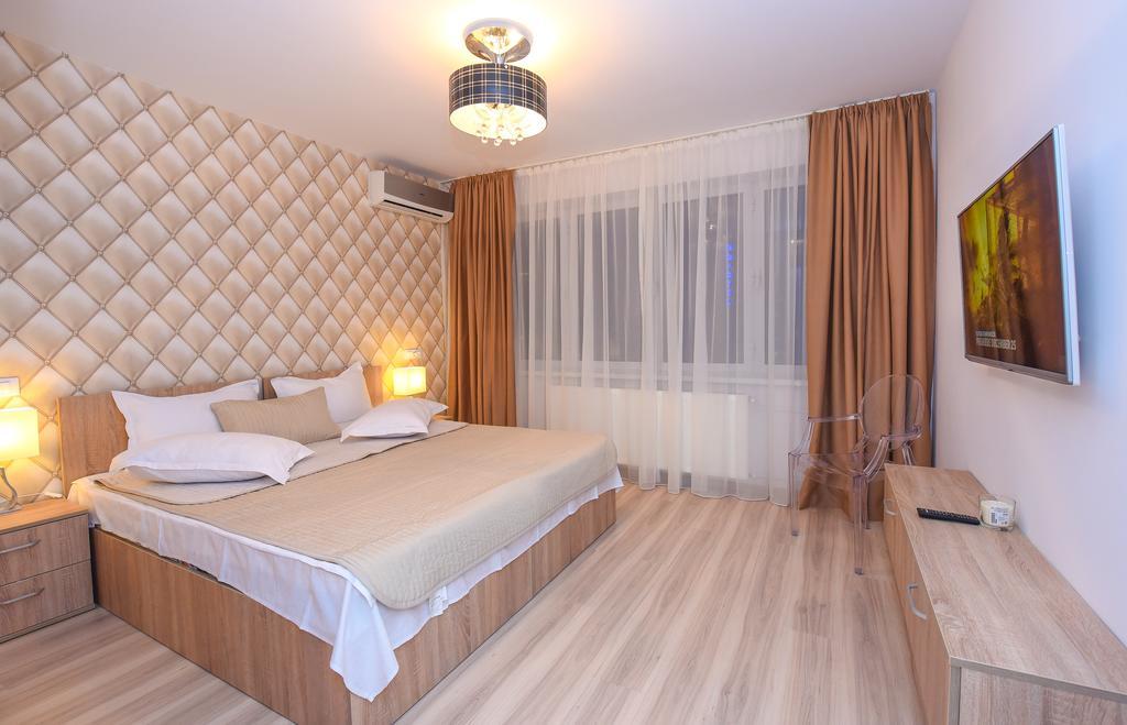 Tower By Grand Accommodation Букурещ Екстериор снимка